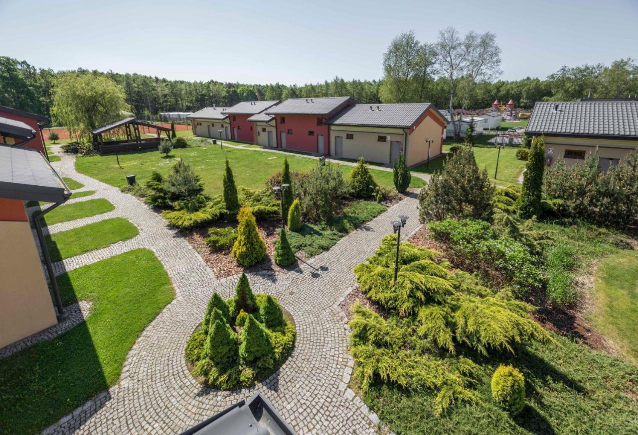 Centrum Wypoczynkowo-Konferencyjne Solaris Łazy Esterno foto